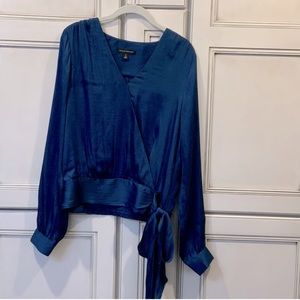 Banana Republic Blouse size Medium